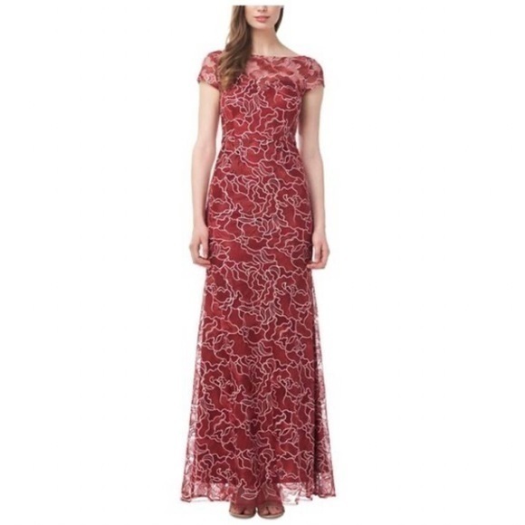 JS Collections Dresses & Skirts - JS COLLECTION Illusion Boat Neck Short Sleeve Embroidered Lace Gown in Scarlet